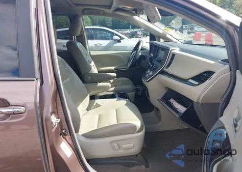 2018 Toyota Sienna Xle Premium 8 Passenger z USA, uszkodzony, nr VIN 5TDYZ3DC9JS935742